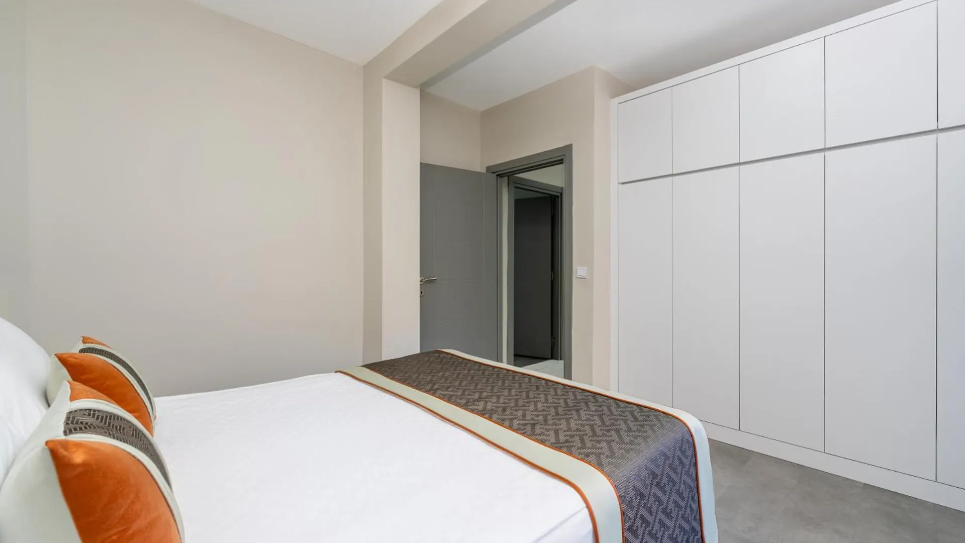 Echinus Lara Hotel