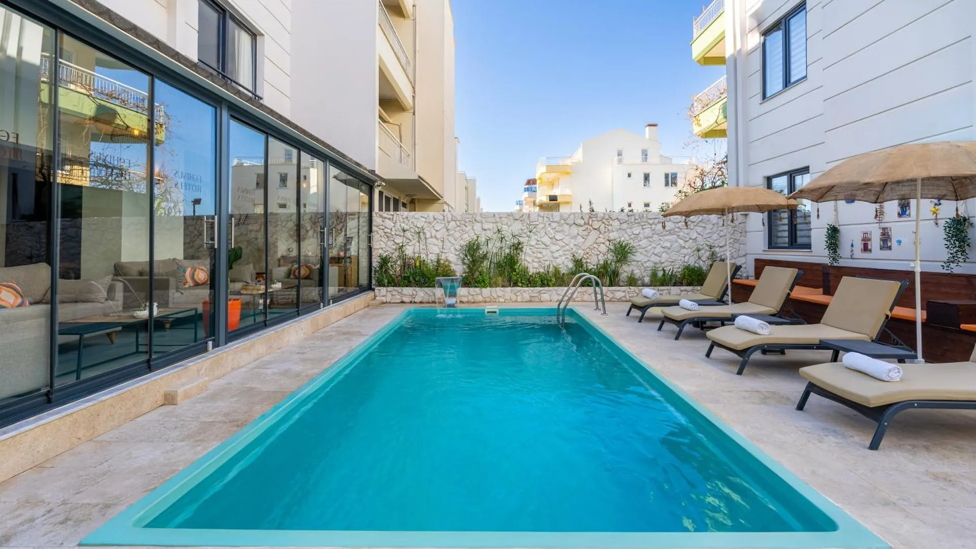 Echinus Lara Hotel