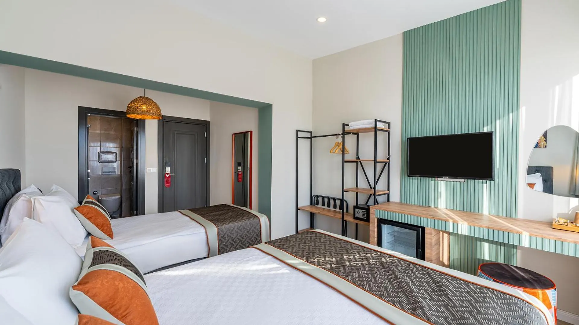 Echinus Lara Hotel